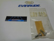OMC Evinrude 309330 Screw O.E.M. N.O.S. QTY 2