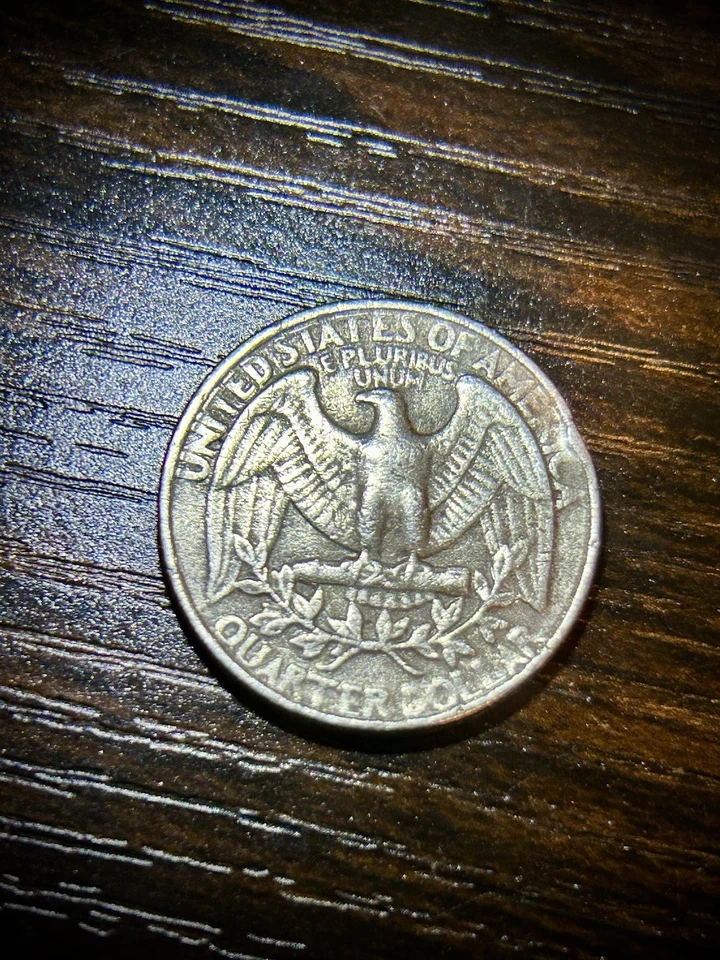 1985 P Multiple Errors. Strike Errors and More American Quarter Coin - Image 3 of 4