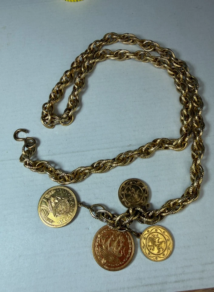 Cinturón de cadena vintage cintura moneda colgante medallón tono dorado 30 pulgadas máximo H1 Foto 2 de 4