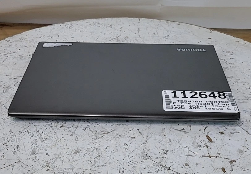 Portátil TOSHIBA PORTEGE Z30-A1301 Intel I5-4300U 4 GB 256 GB Foto 3 de 4