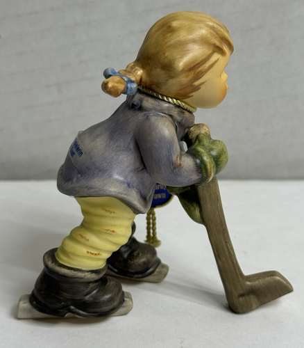 Hummel 2143/A Season's Best Ice Hockey Player 4.5" Figurine 2pcs w/ TW Tag - Picture 4 of 16