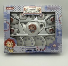 Vintage Schylling Classic Raggedy Ann  Andy 13 Pcs China Tea Set New Seal