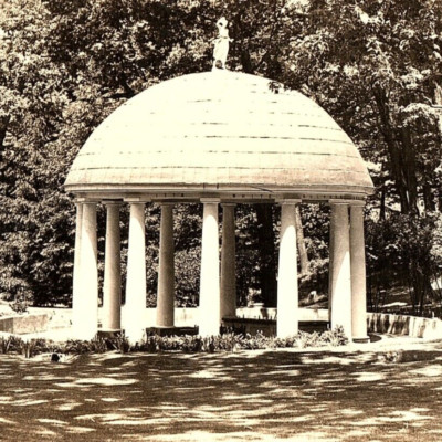 c.1940 Greenbrier Resort Springhouse Gazebo White Sulphur Springs WV RPPC Golf