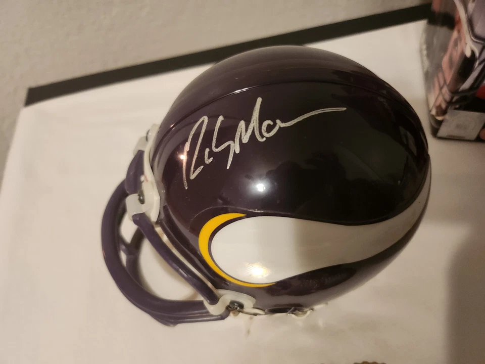 JUEGO DE REGALO RANDY MOSS VIKINGS CASCO FIRMADO Y 98 TARJETAS ROYALE DE NOVATO CORONA DEL PACÍFICO Foto 3 de 4