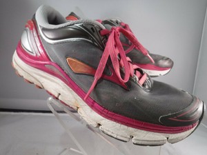 brooks transcend 3 grey
