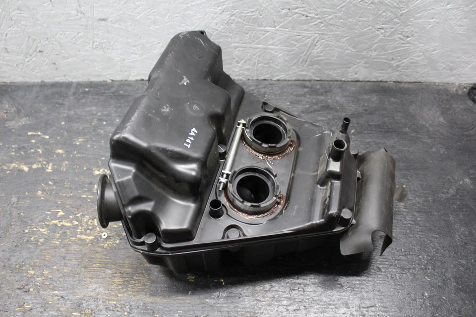 12-16 KAWASAKI NINJA 650R EX650 CAIXA DE FILTRO DE ENTRADA DE AR CAIXA 2012 13 14 15 2014 - Imagem 4 de 4