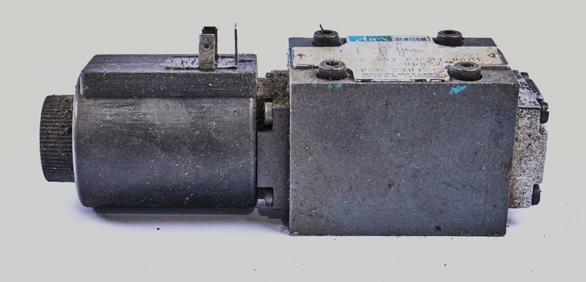 バルスページ65000円 Lot of 3 | Abex Denison 3D01-35-151-01-01-00A1-06527 Directional