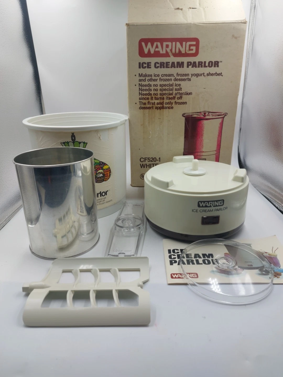 VTG Waring Ice Cream Parlor Maker Machine CF520-1 Original Box and Manual
