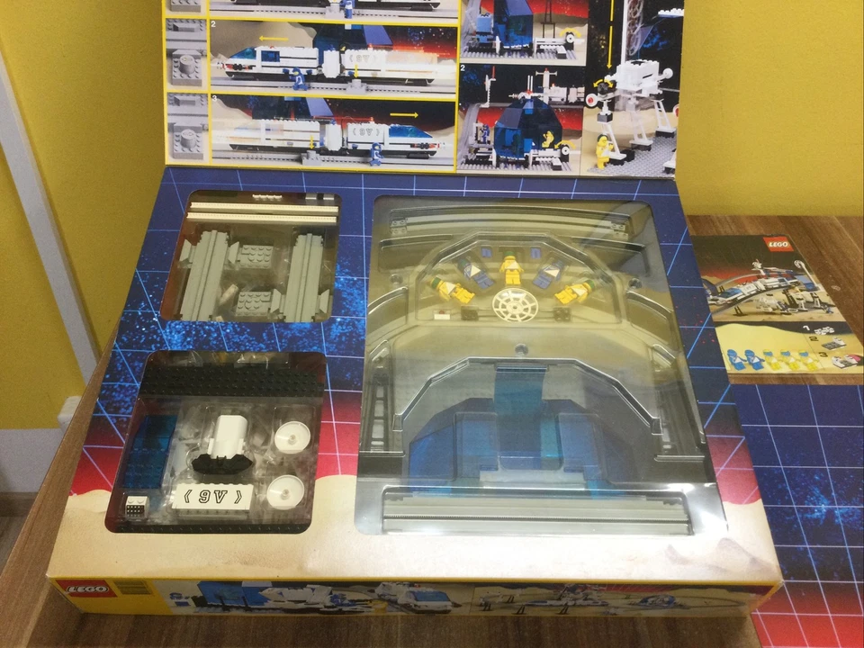 LEGO 6990 Monorail Classic Space 100% OVP Inlays Top Sammlerzustand  - Bild 2 von 4