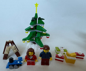 LEGO Seasonal Lot of 3: Tree (40058), Sleigh (40059), Train Ride (40262)