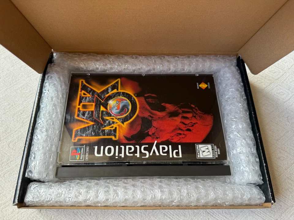 Mortal Kombat 3 PS1 Long Box - NTSC-U/C USA VGC CIB with Reg - Tracked - Image 3 of 4