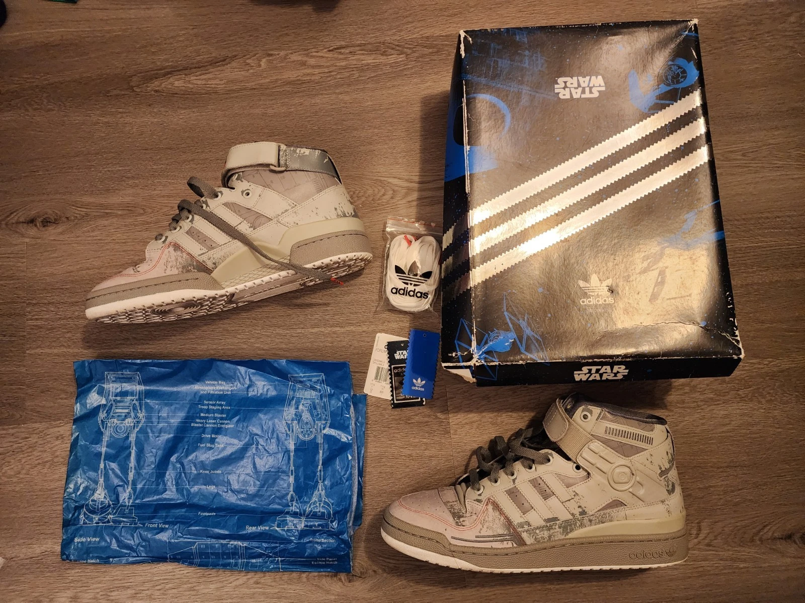 Adidas Forum Mid Star Wars AT AT taglia 12 molto rare con blueprint ed etichette