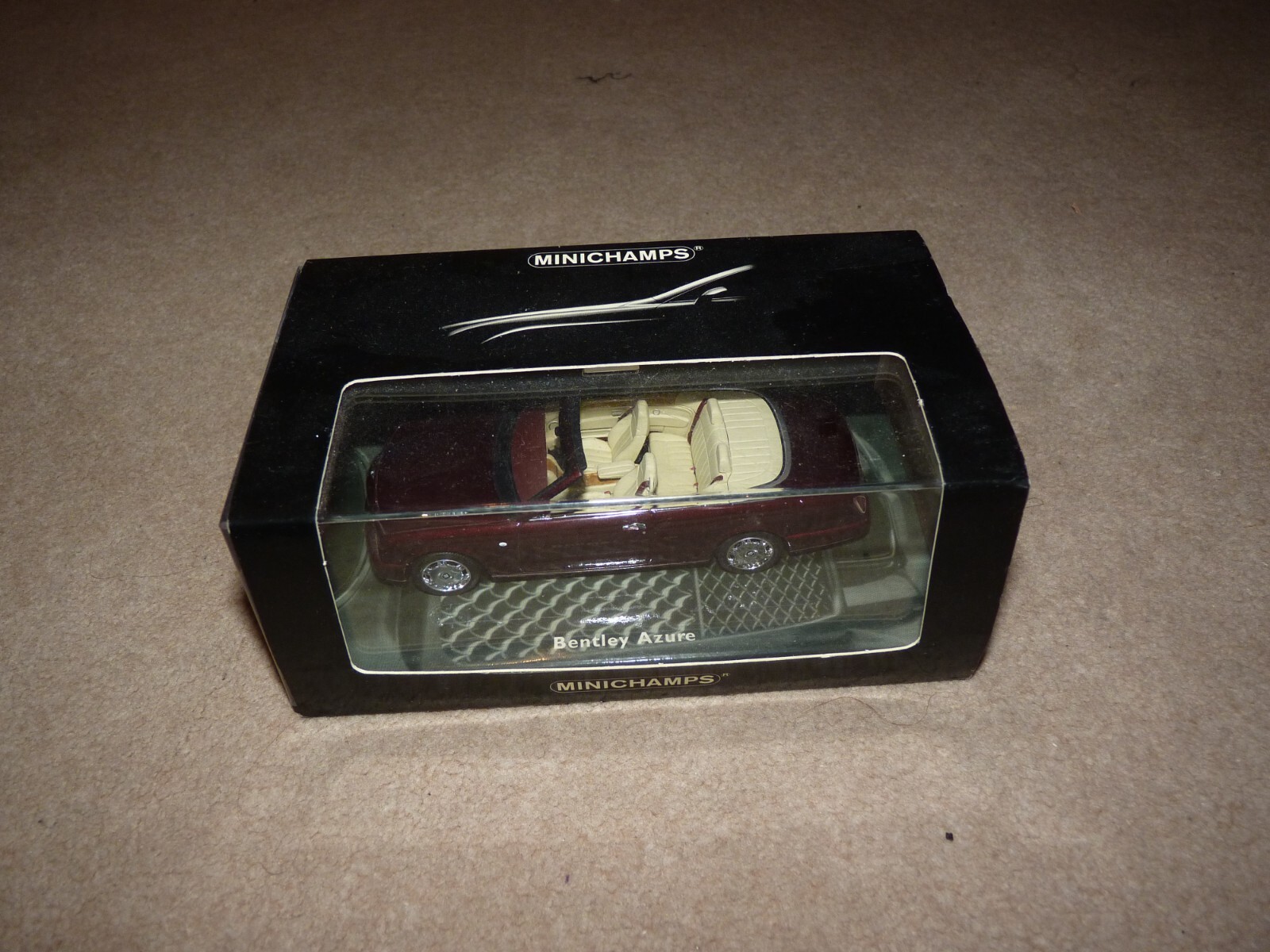 Picture 1 of 8