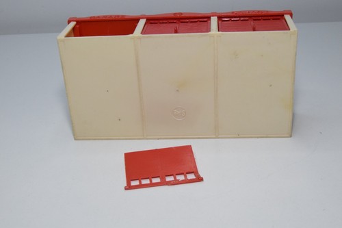 B46 1:55 ?? SIKU PLASTIC GROSS 3 TUR GARAGE 3 DOOR BIG PARKING FAIR COND. - Picture 8 of 9