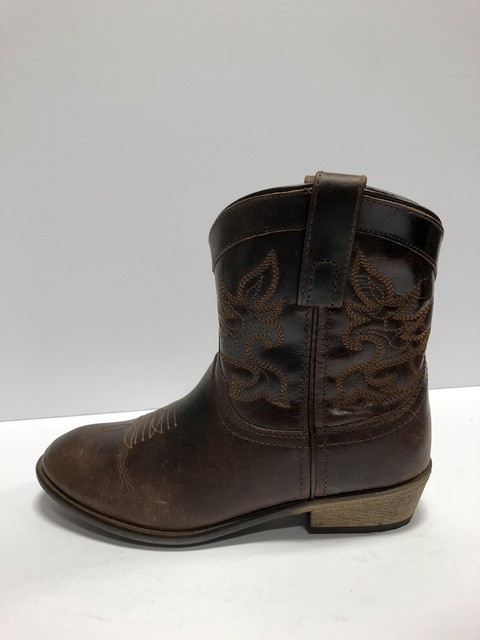 brown dingo boots
