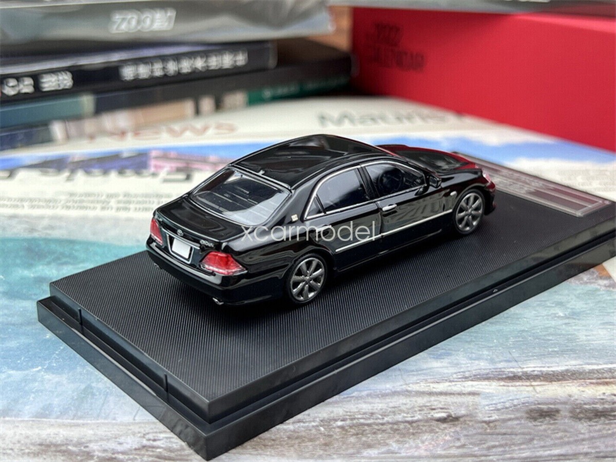 ミニカー Crown athlete Zoom 1/64 Scale Toyota Crown Athlete GRS184 Black Diecast Car Toy