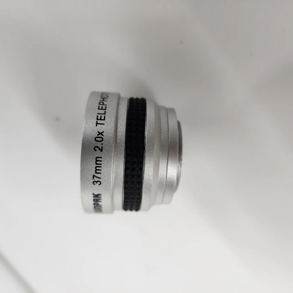 Sunpak CAL-37mm 0.5x Wide-Angle Lens - Image 4 of 4