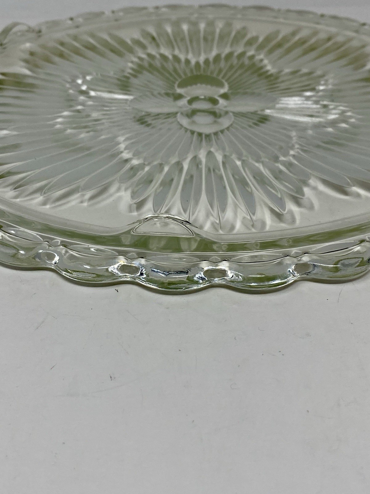 Vintage Indiana Glass Flower Starburst  #3355 Clear Glass Cake Plate 11.5”