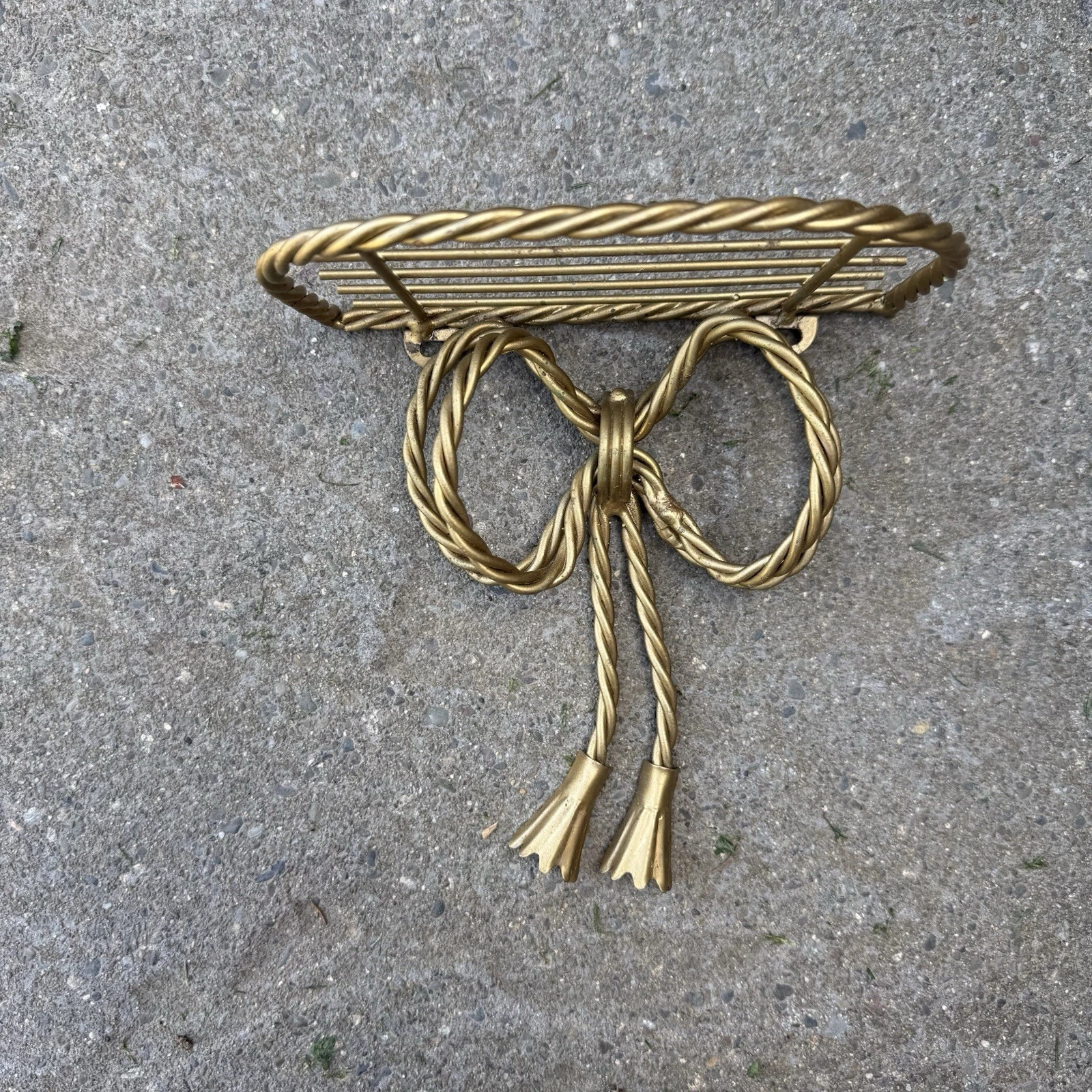 Vintage Gold Tone Hollywood Regency Bow Twisted Rope Hanging Shelf Boho