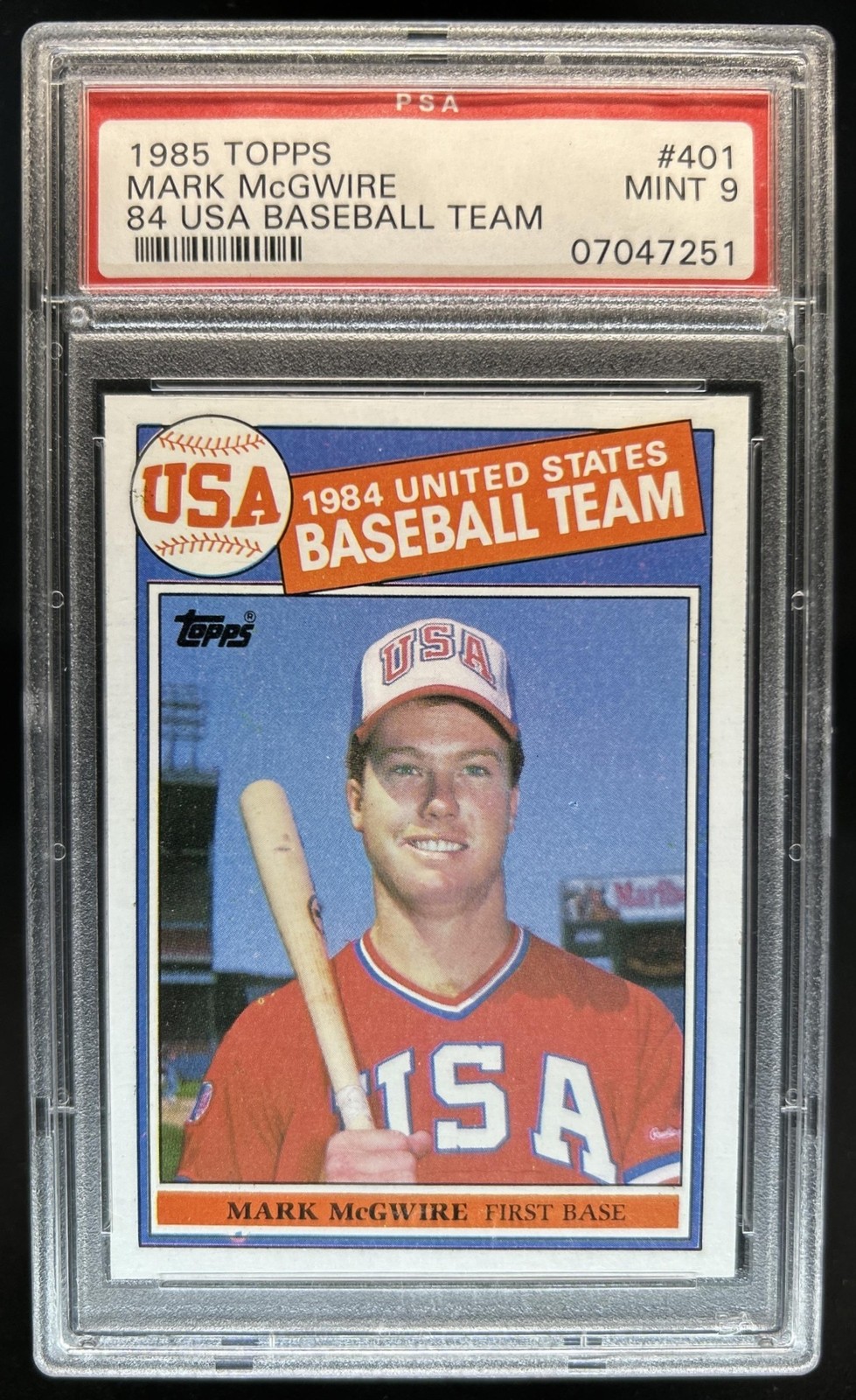 1985 Topps Mark McGwire - Rookie RC #401 PSA 9