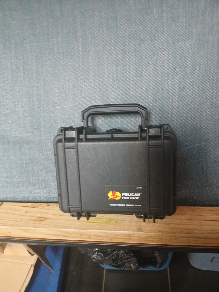 Pelican 1120 Case 7x5x3 - Foam Filled - P/N 1120-000-110 - Image 2 of 4