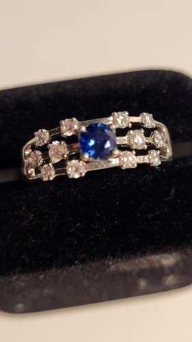 Solid heavy platinum .62 carat natural sapphire diamond ring, 7 grams
