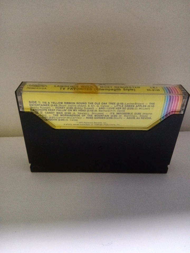 Lawrence Welk's Most Requested TV Favorites (Champagne Style) Cassette Foto 2 de 2