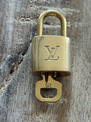 #315 Authentic LOUIS VUITTON Lock & Key set Padlock brass Unpolished LV