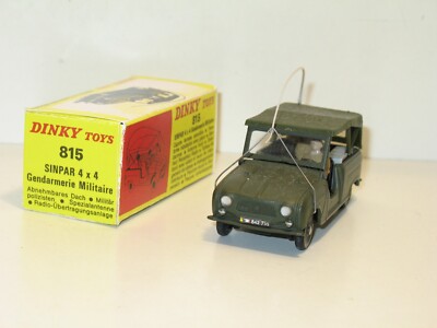 DINKY TOYS sinpar gendarmerie militaire renault 4L radio +fixe antenne