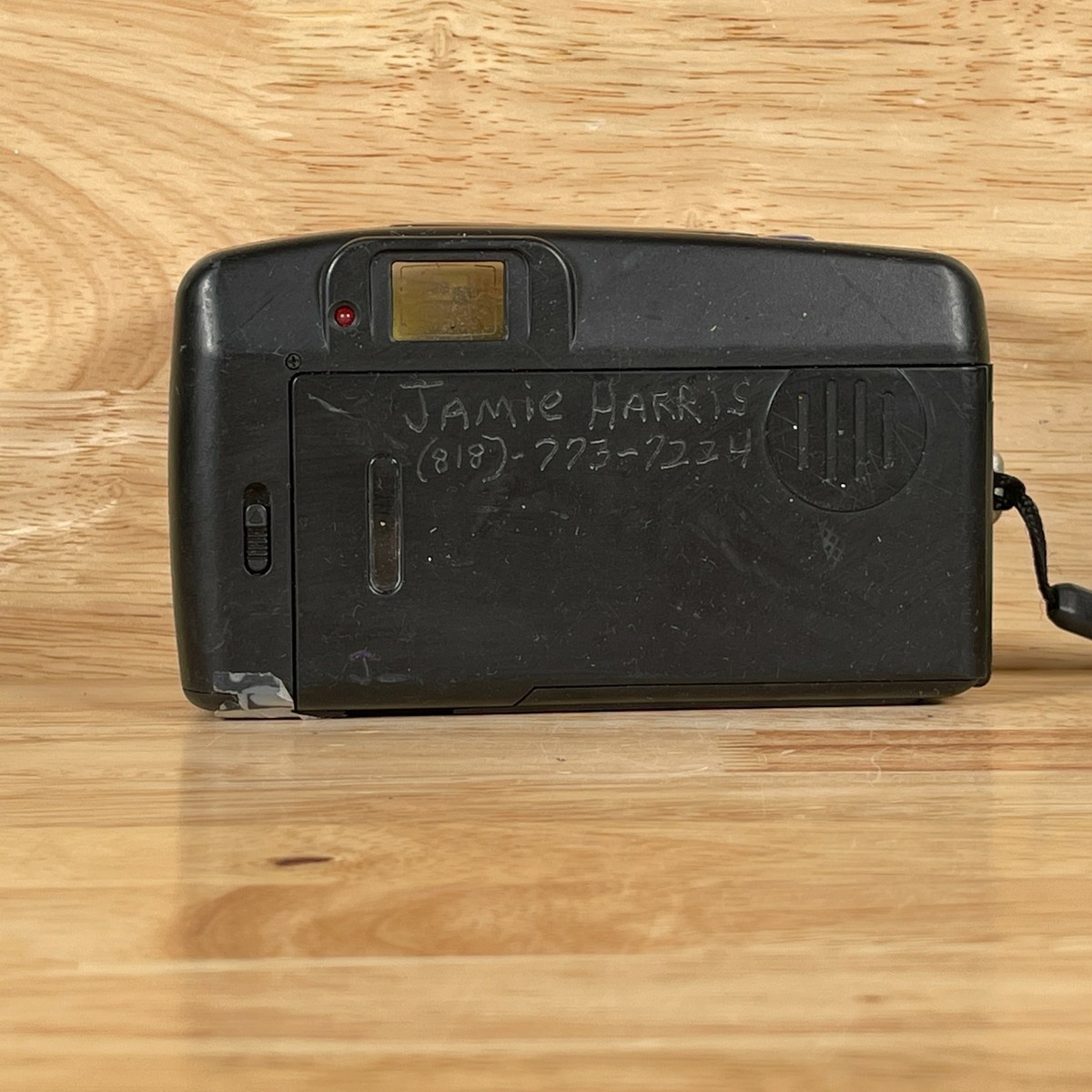 Sakar Deluxe Gold 35mm Focus Free MegaView Motorized Point & Shoot