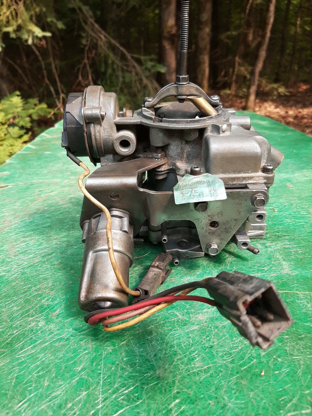 VINTAGE MOTORCRAFT SINGLE BARREL CARBURETOR E57E DA A5B 18
