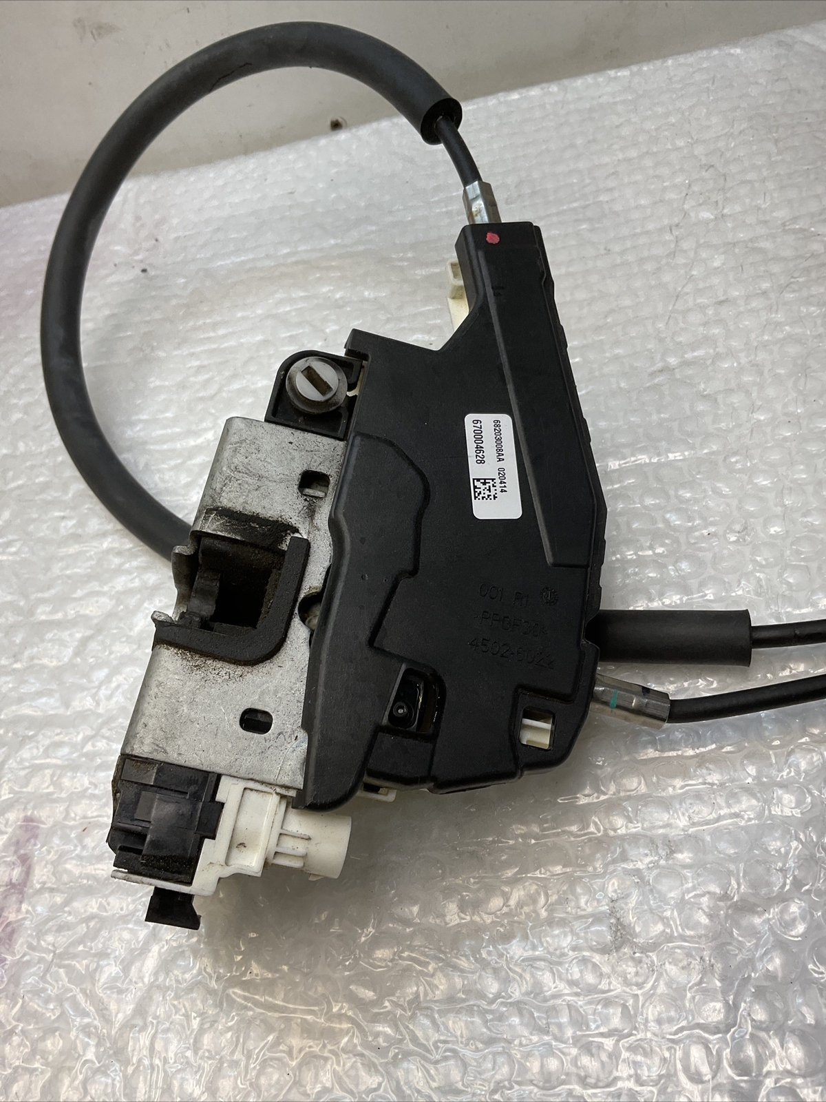 2014-2020 MASERATI QUATTROPORTE RIGHT PASSENGER REAR DOOR LOCK LATCH OEM
