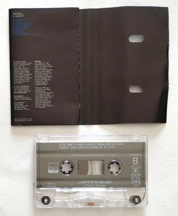 Mc Jamiroquai A Funk Odyssey Musicassetta Funk Pop Music Holland 2001 Vintage - Immagine 2 di 2