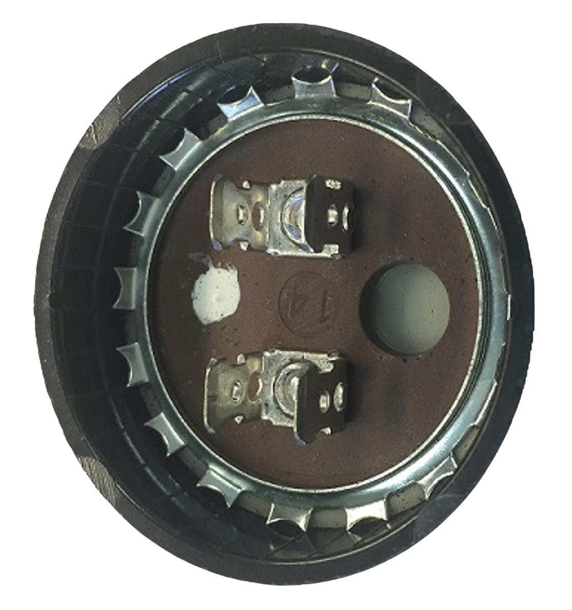 NGM 61B4D110565NNMO Motor Start Capacitor 565 uF 60 Hz 110VAC