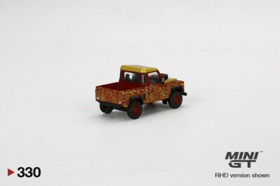 Mini GT 1:64 Land Rover Defender 90 Pickup 2022 Chinese New Year