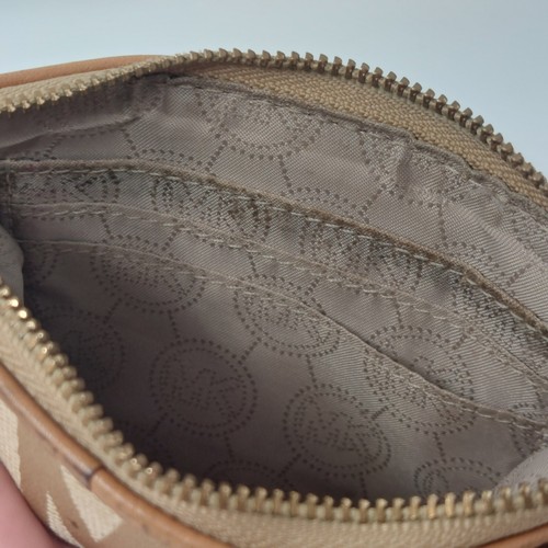 Michael Kors Tan Signature Jacquard Monogram Wristlet Jet Set Travel Wallet - Picture 14 of 15