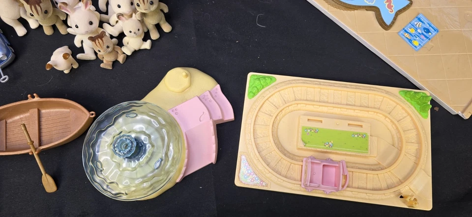 Lote de casa Calico Critters CABINA DE TRONCOS/supermercado/tienda de juguetes/crucero costero/etc Foto 4 de 4