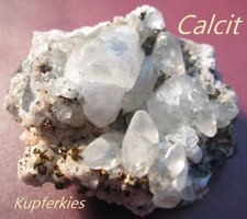 prächtige Stufe mit Kanonenspath-Calcit und Chalkhantit auf 4 x 4 cm Größe
