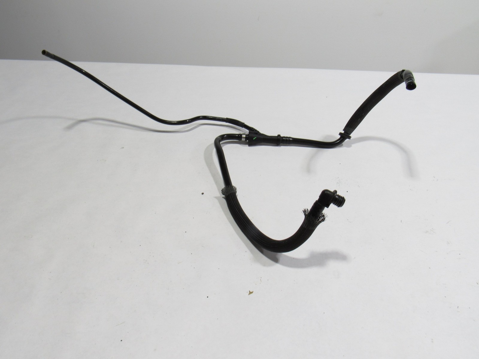 08-12 Maserati Granturismo S 2010 Brake Booster Vacuum Hose Line Pipe ^:Y