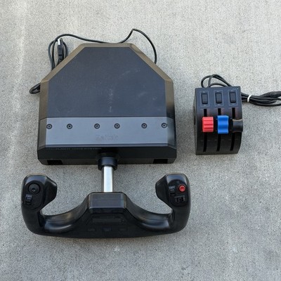 Logitech G PRO Flight Yoke System and Throttle