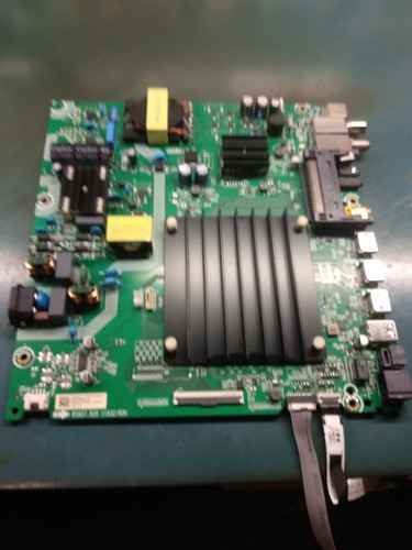 Hauptplatine TV Hisense RSAG7.820.11832/ROH
