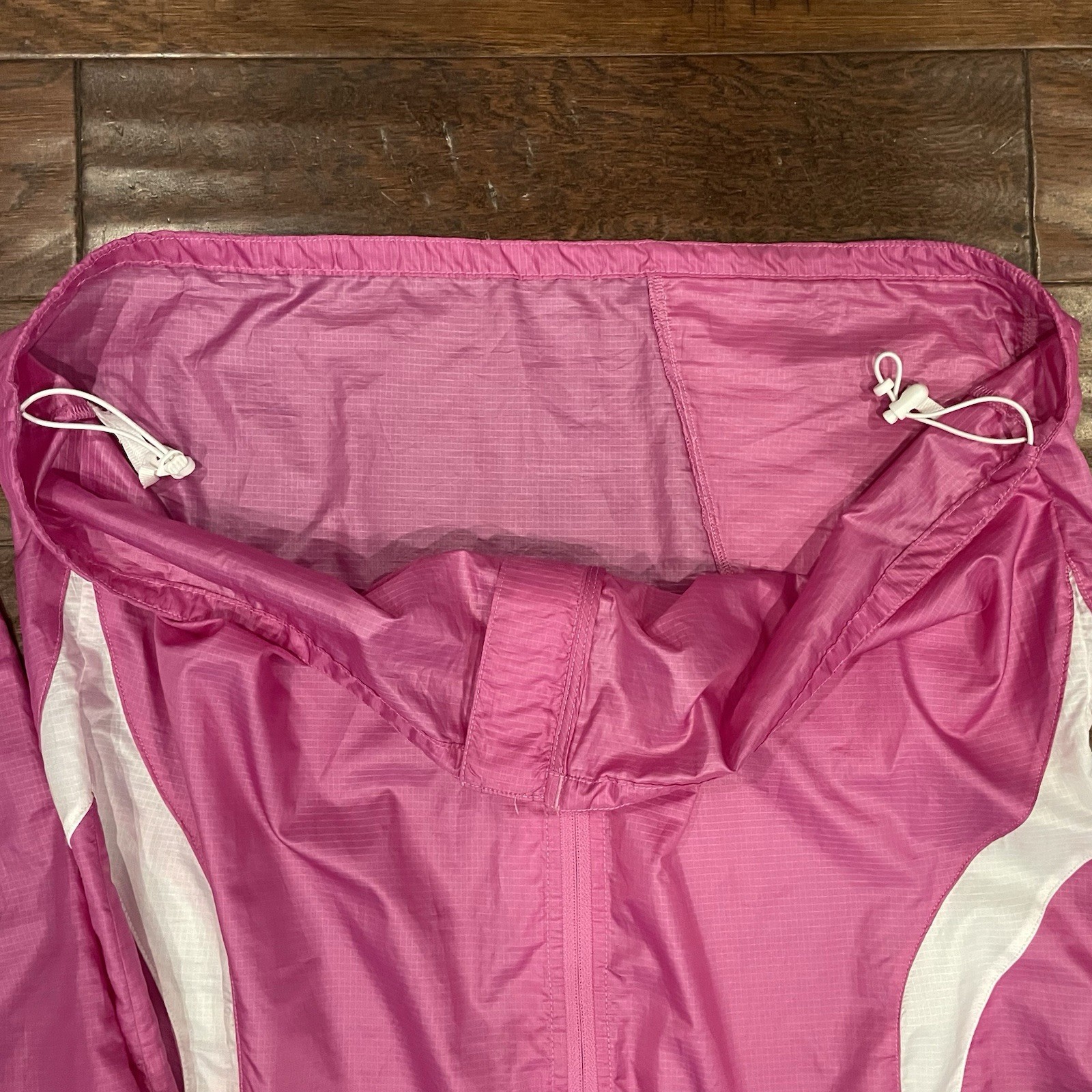 Brooks Canopy Packable Ultra Light Windbreaker Ru… - image 3