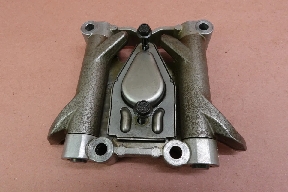 Harley-Davidson Dyna Street Bob 2007-2011 FXDBI brazo basculante soporte B Foto 4 de 4