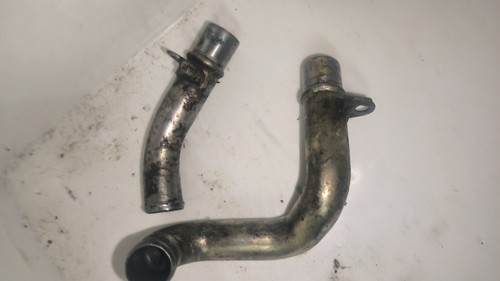 #K52 Yamaha  YZF R1 2000-2002 RN04 Original Wasserrohr Kühlmittelleitung - Bild 1 von 3