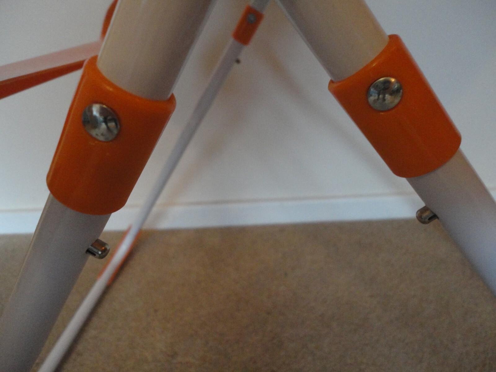 Mamia folding baby high chair with full safety harness & wipe clean