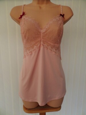 N32 ELLE MACPHERSON SEIDIG WEICH ROSA TRANSPARENTE SPITZE 3-TEILIGES PYJAMA SCHLAFANZUG SET 14/16 L NEU OHNE ETIKETT