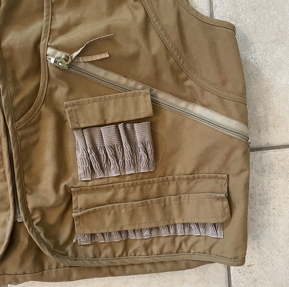 VTG - Gamehide Men's Shooting Vest - Size Large - Style 93 - Lots