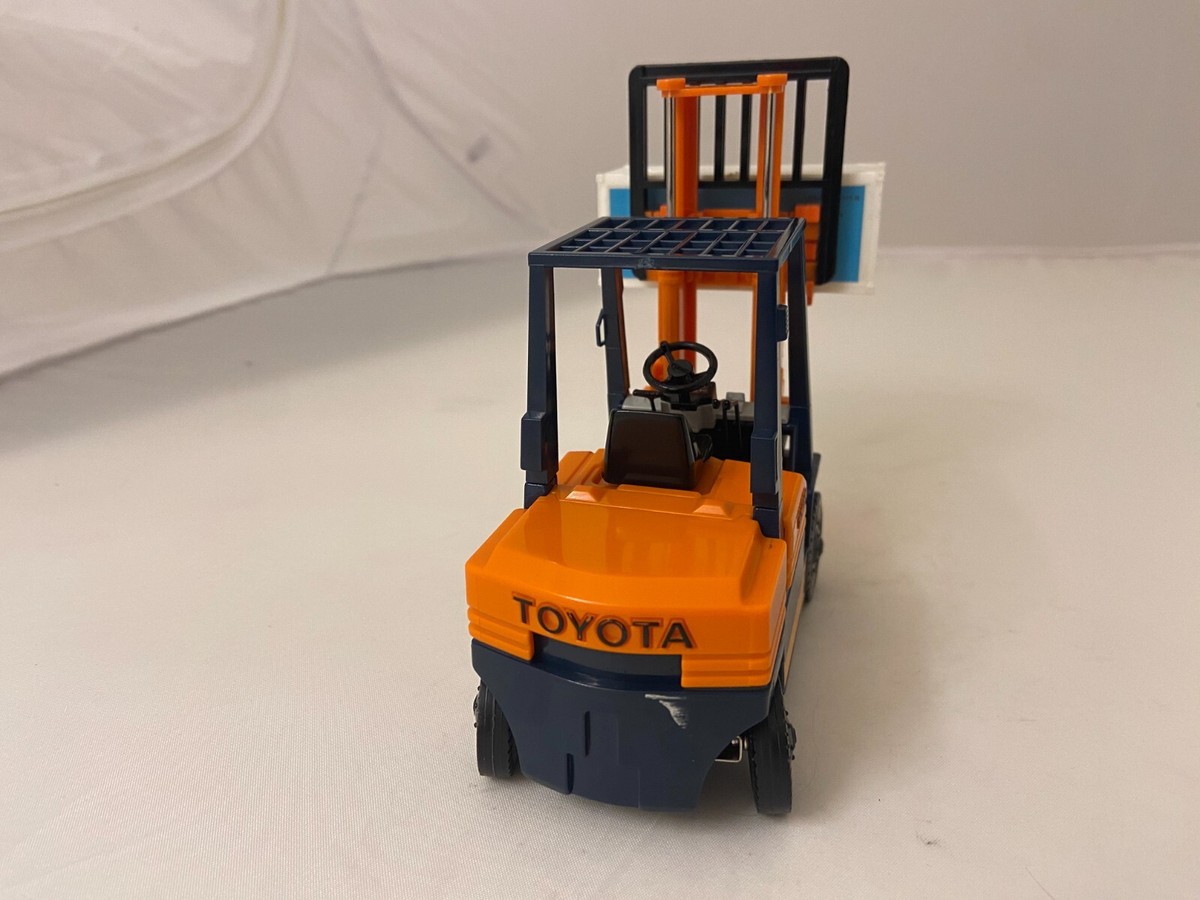 Yonezawa Toys TOYOTA TOYOACE 1600 トヨエース Yonezawa Toys TOYOTA TOYOACE 1600 トヨエース 2025年最新