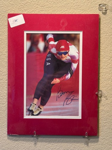 Bonnie Blair - Signed Photo in Matte Display (1994 USA Olympic Speed Skater) - Picture 1 of 2