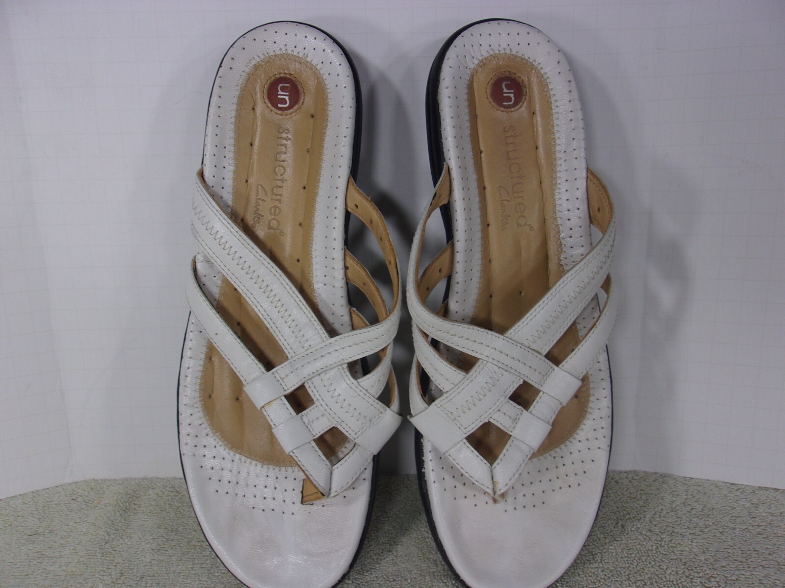 APL Clarks® sandalo donna perizoma destrutturato taglia 11 M BIANCO PERLA OTTIME CONDIZIONI